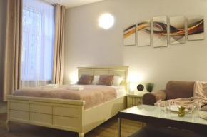 Romantic Studio APT-Great Location- City center-FREE Parking-Self Check-in- till Old town 20 min